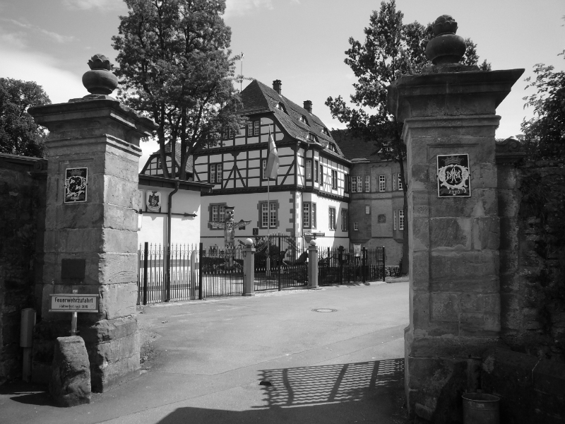 Wasserschloss Heerse, ehemalige Residenz des kaiserlichen, hochadligen